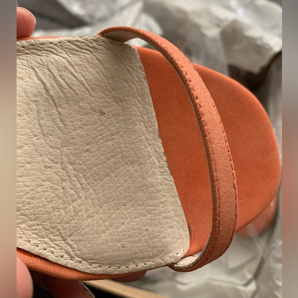 Sanctuary beautiful coral wedge heels 2” hight gently use size 8M - Picture 4 of 9